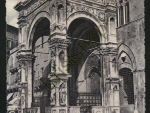 Siena - Cappella del Palazzo Pubblico [005-6254