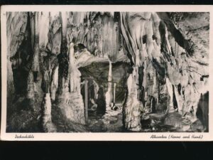 Dechenhöhle - Alhambra (Henne und hund) [006-0061