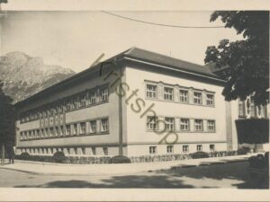 Bad Reichenhall - Kurhaus mit Hochstaufen - Jungen und Mädchen [006-1086