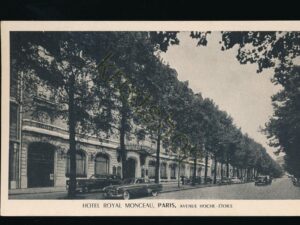 Paris - Hotel Royal Monceau [006-2418