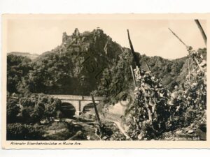 Altenahr - Eisenbahnbrücke m Ruine Are [006-3732