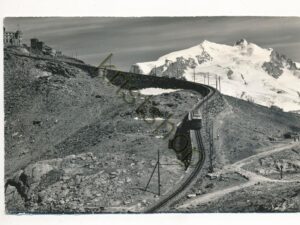 Zermatt - Gornerbahn mit station Gornergrat   [006-3734