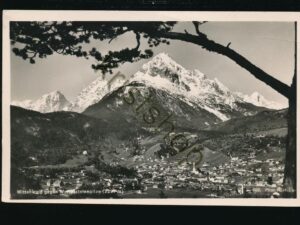 Mittenwald gegen Wettersteinspitze   [006-4275