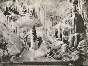 Dechenhöhle - Kaiserhalle [006-4947