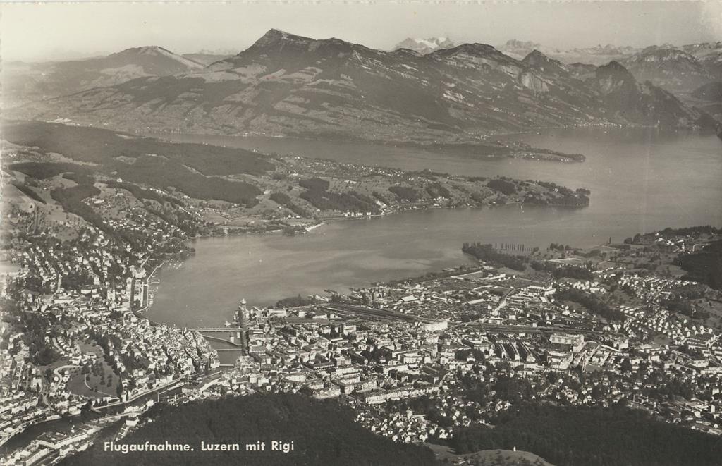 KRST006-5259_0.jpg Luzern mit Rigi - Flugaufnahme [006-5259