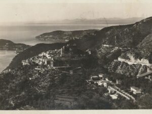 Éze et la route de la Moyenne Corniche [006-5331
