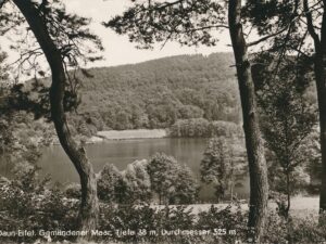 Daun-Eifel -Gemündener Maar [006-5853