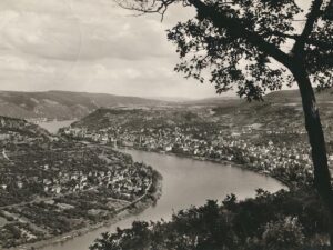 Blick gegen Gedeonseck auf Boppard [006-5939