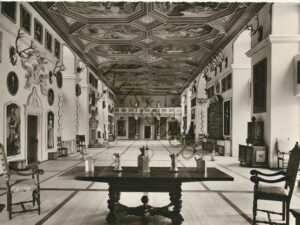 Schloß Neuenstein - Der Rittersaal [006-6566