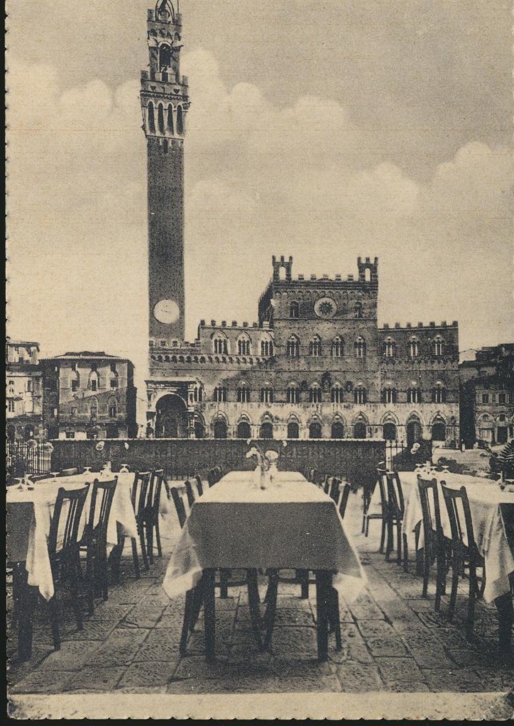 KRST006-6673_0.jpg Siena - Piazza del Campo - Al Mangia [006-6673
