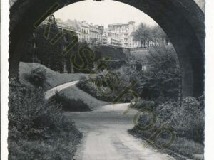Luxembourg - Promenade sous le Pont Adolphe [006-7871