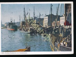 Kiel - Hochsee-Fischkutter im Handelshafen [006-8038