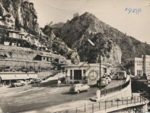 Menton [KRST007-0042