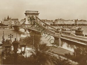 Budapest [KRST007-1049