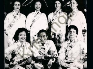 Foto - Berlin-Friedenau - Tscheng Der Dsai Troupe  [KRST007-1427