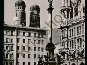 München - Marienplatz mit Mariensäule u Frauenkirche [KRST007-1447