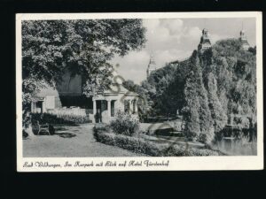 Bad Wildungen - Im Kurpark it Blick auf Hotel Fürstenhof  [KRST007-1929