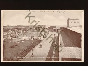 The Swimming Pool - Butlings Holiday Camp - Skegness  [KRST007-2412