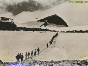 Jotunheimen mot Galdhøpiggen [KRST007-2961
