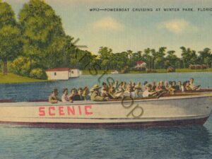 Powerboat cruising at winter Park, Florida  [KRST007-3257