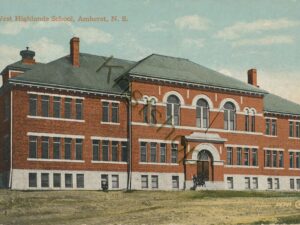 Amherst, NS - West Highlands School  [KRST007-3360