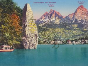 Schillerstein mit Brunnen [KRST007-3577