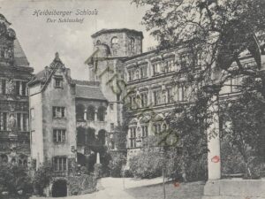Heidelberg - Der Schlosshof [KRST007-3691