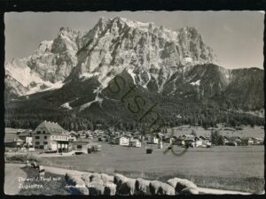 Ehrwald mit Zugspitze  [KRST007-4361