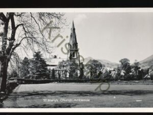 London-Kensington - The Court of fountains [KRST007-4618