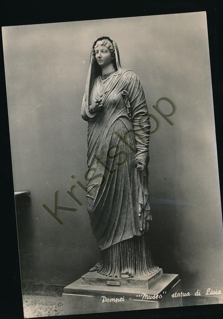 KRST007-4874_0.jpg Pompeji - Museum Statue der Livia [KRST007-4874