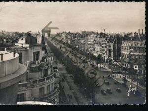 Paris - Avenue des Champs Elysèes [KRST007-4898