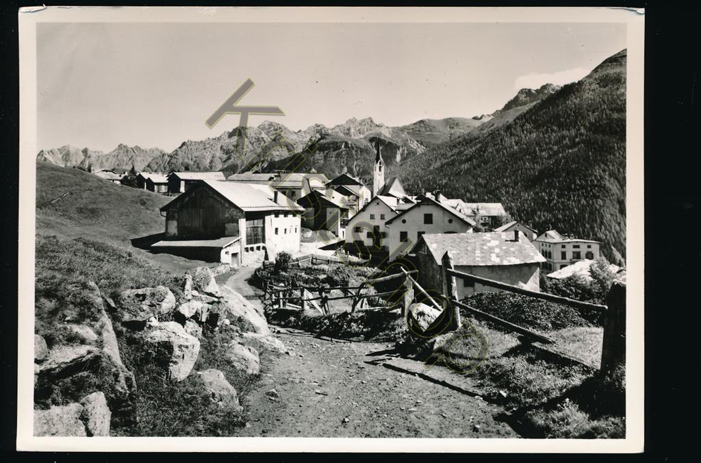 KRST007-5106_0.jpg Guarda - Engadin - Dorfpartie [KRST007-5106