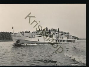 Berlin - Luxusfahrgastschiff der Weißen Flotte [KRST007-5536