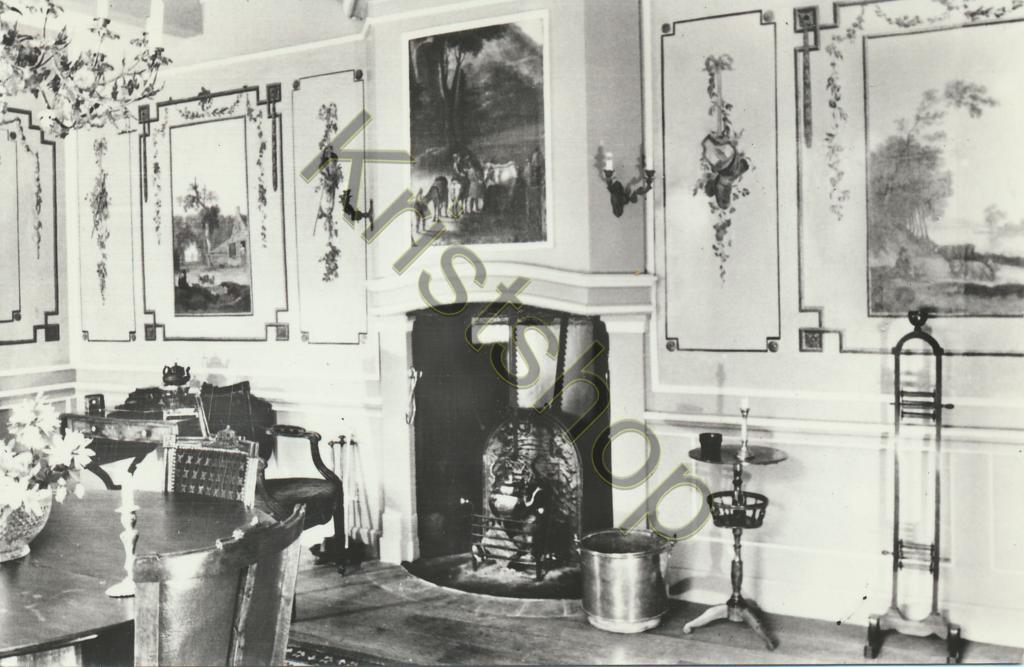 KRST007-7179_0.jpg Assen - Eetkamer in het Ontvangershuis [KRST007-7179