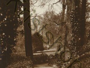 Richmond - Terrace Gardens [KRST007-7722