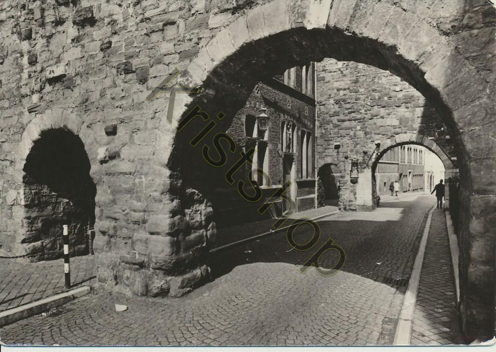 KRST007-7805_0.jpg Maastricht - Onder De Bogen [KRST007-7805