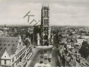 Markt HAUS mit Dachsteingruppe [007-8050