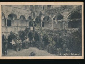 Villach - Rathaushof [007-8209