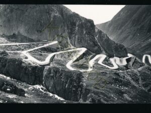 Passo S Gottardo Val Tremola [KRST008-0205