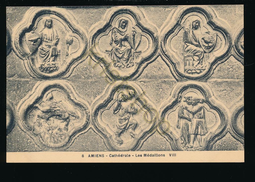 KRST008-1049_0.jpg Amiens - Cathédrale - Les Médaillons [KRST008-1049