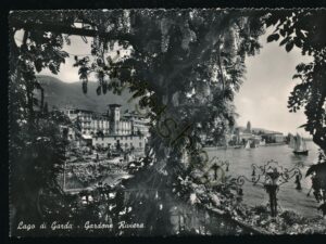 Lago di Garda - Gardone Riviera [KRST008-1581
