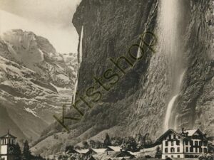 Lauterbrunnen mit Staubbach [KRST008-2789