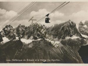 Téléférique du Brévent et la ChaÃ®ne des Aiguilles [KRST008-3590