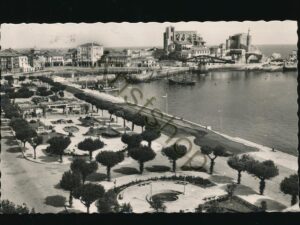 Castro Urdiales [KRST008-3762