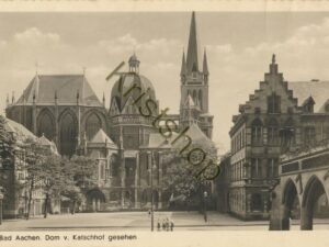 Bad Aachen - Dom v Katschhof gesehen [KRST008-4395