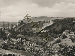 Grüner Tal mit Dechenhöhle [KRST008-4400