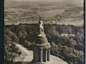 Hermannsdenkmal im Teutenburger Wald [KRST008-5957
