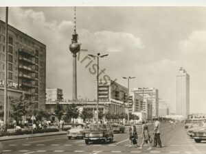 Berlin - Karl-Marx-Allee [KRST008-6083