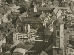 Jena - Universitätshochhaus auf die Universität [KRST008-6158