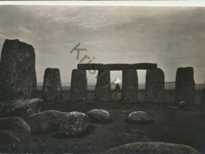 Stonehenge - Wiltshire - Sunrise [KRST008-6285